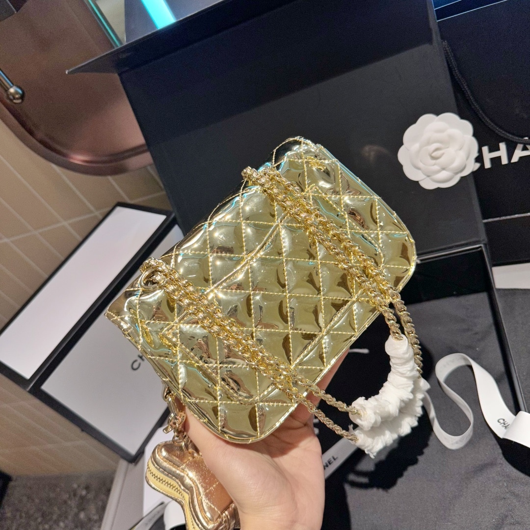 Chanel Mini Flap Bag Star Coin Purse Yellow Gold 20Cm As4646 B14873 Nt671