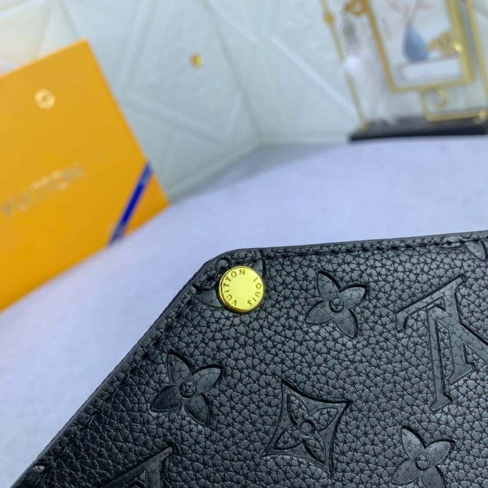 Louis Vuitton Félicie Pochette Monogram Empreinte Leather Crossbody Bag Black 21cm M82477