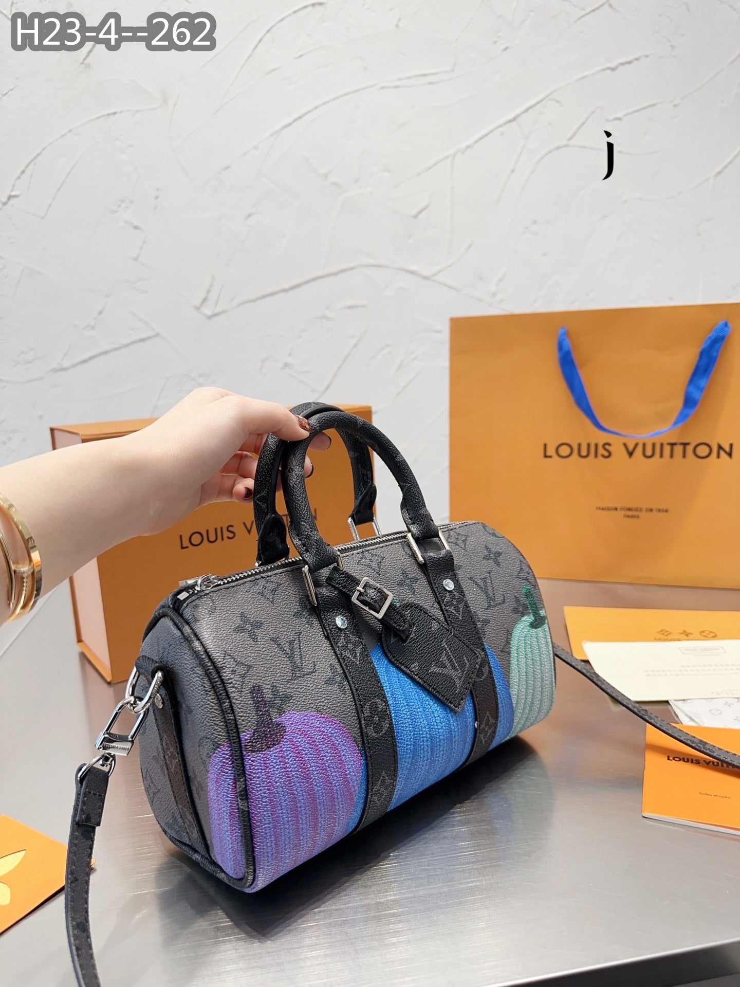 Louis Vuitton X Yayoi Kusama Keepall 25 Pumpkin Print M46437