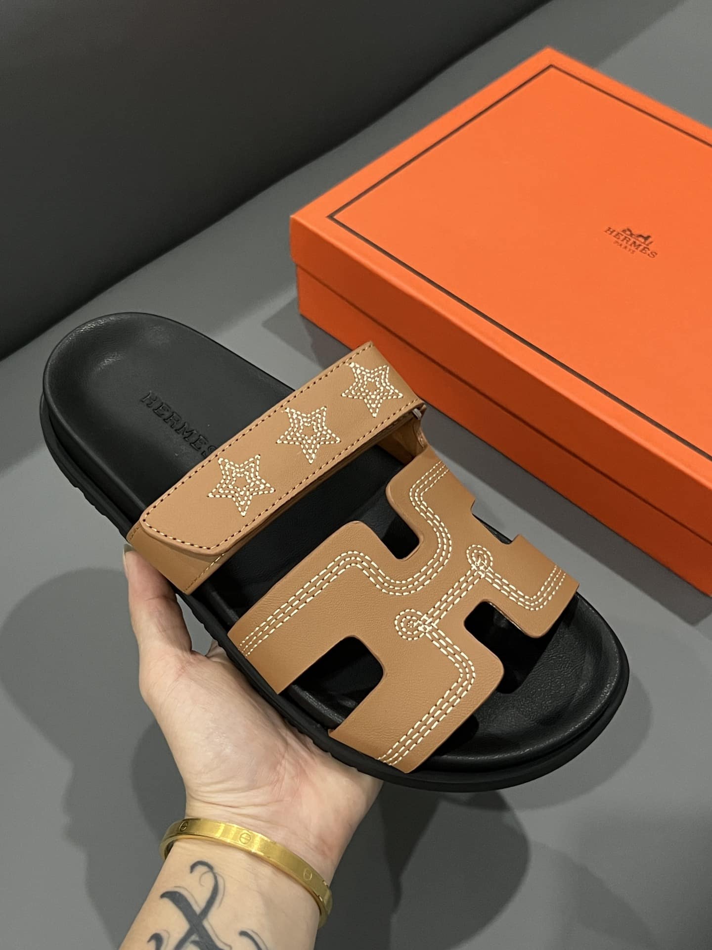 Hermes Chypre Sandal Star Stitched Naturel H232142Z A3350