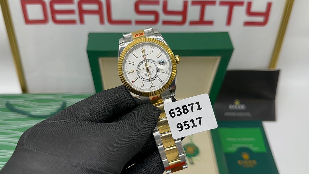 Rolex Sky-Dweller 42 mm Intense white Dial 336933