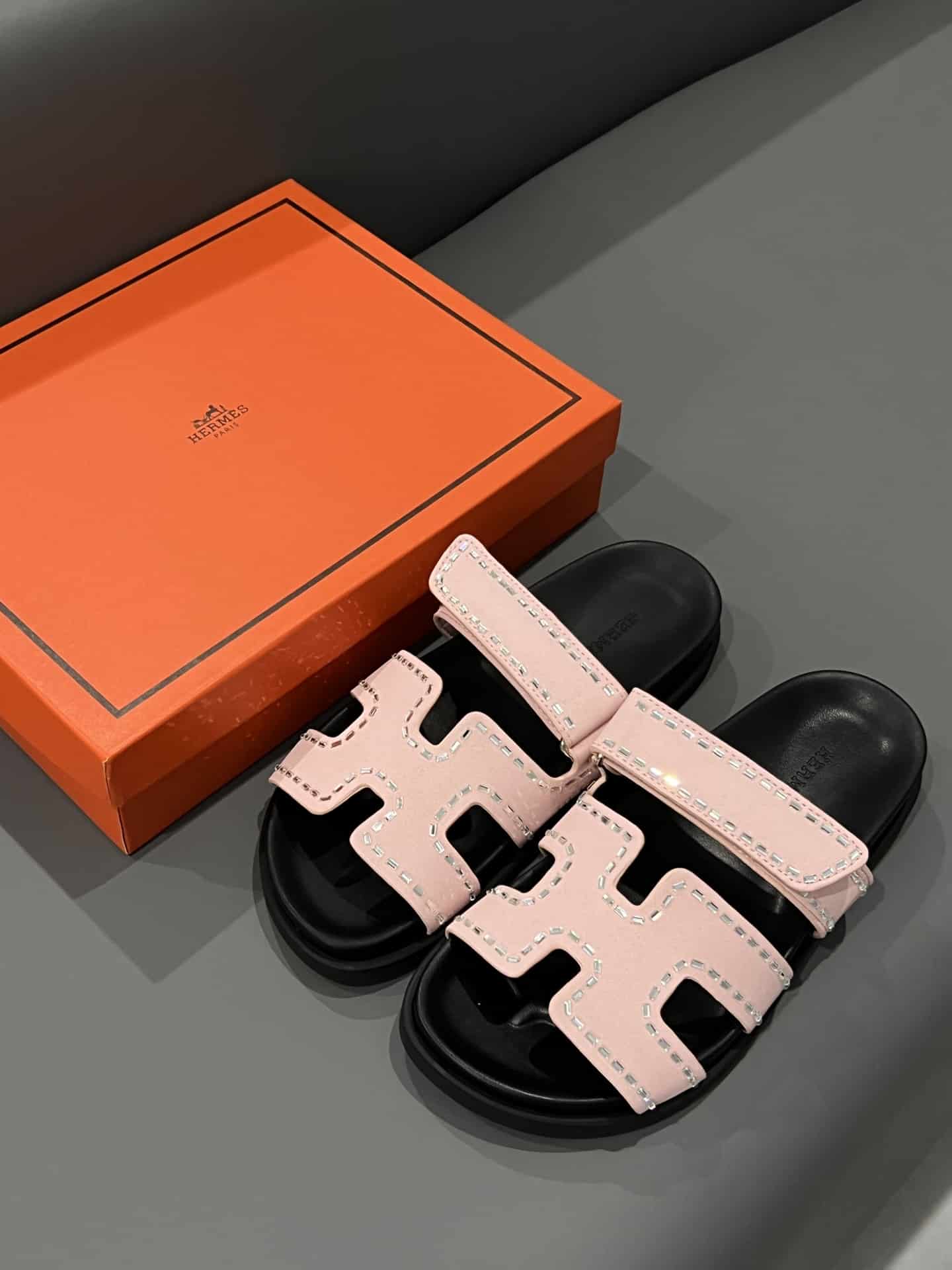 Hermes Chypre Sandal Suede Crystal Pink