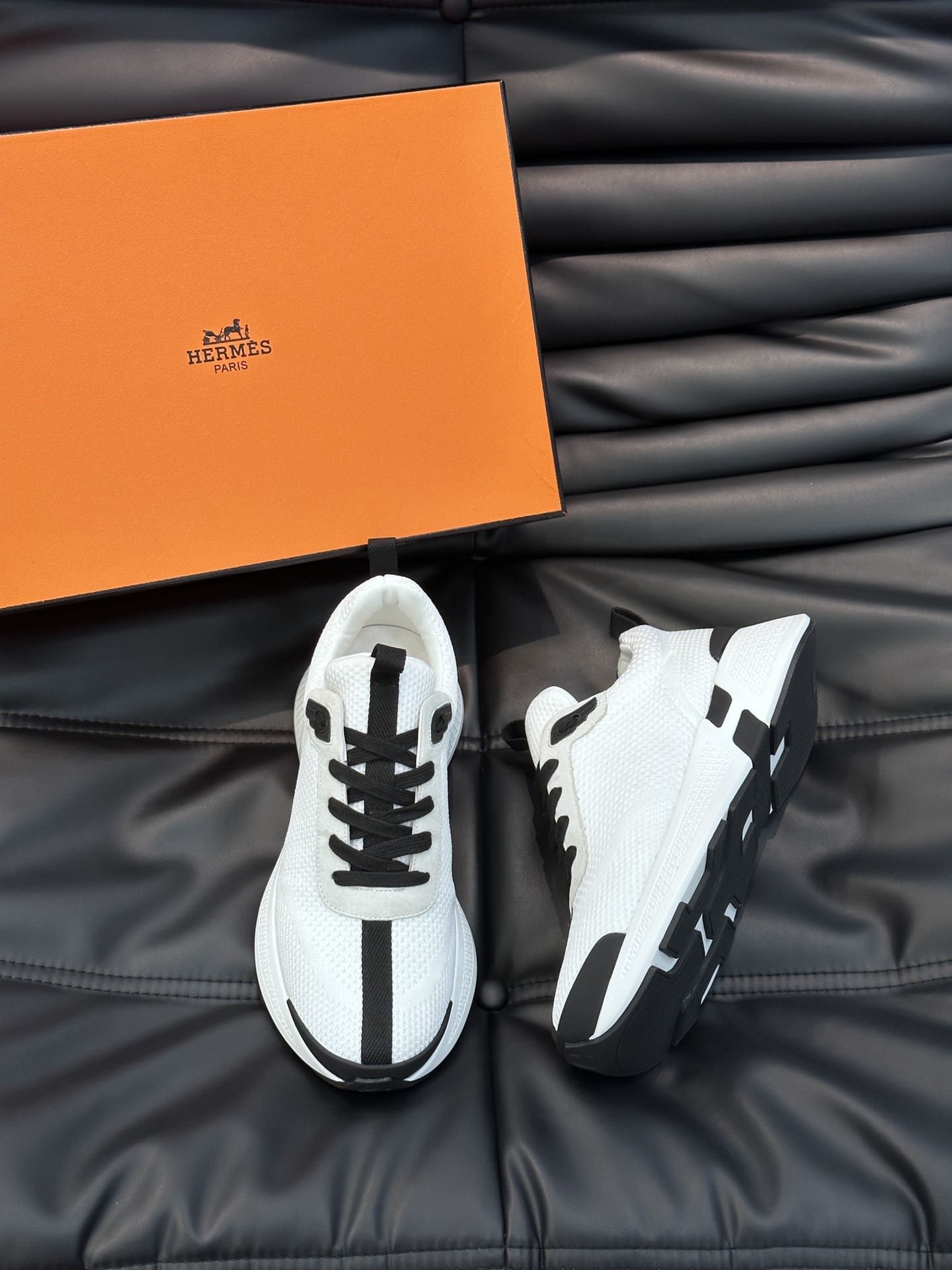Hermes Heros Sneaker Black White H232985Zh90400