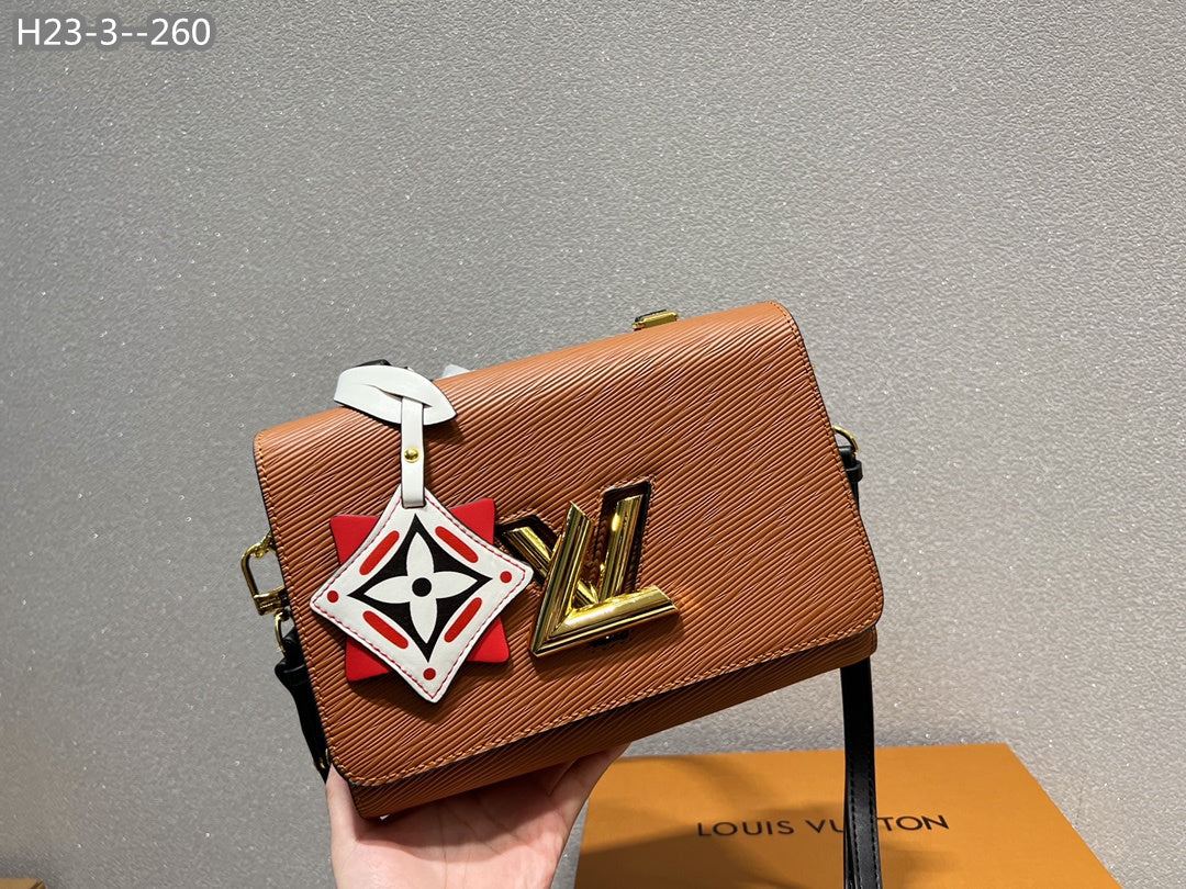 Louis Vuitton Crafty Twist Brown 22Cm M56780