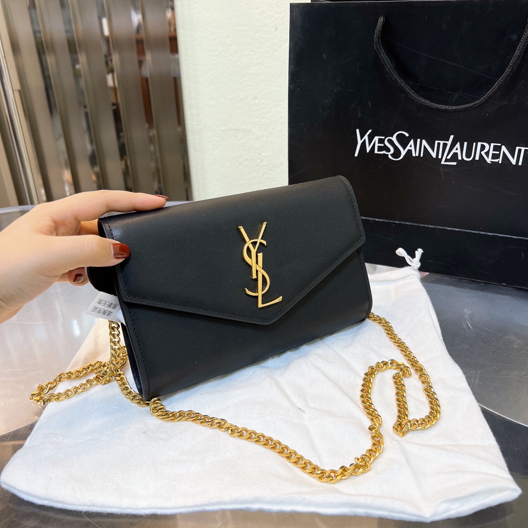 Saint Laurent Uptown Chain Wallet In Grain De Poudre Embossed Black 19Cm 6077881Gf0J1000