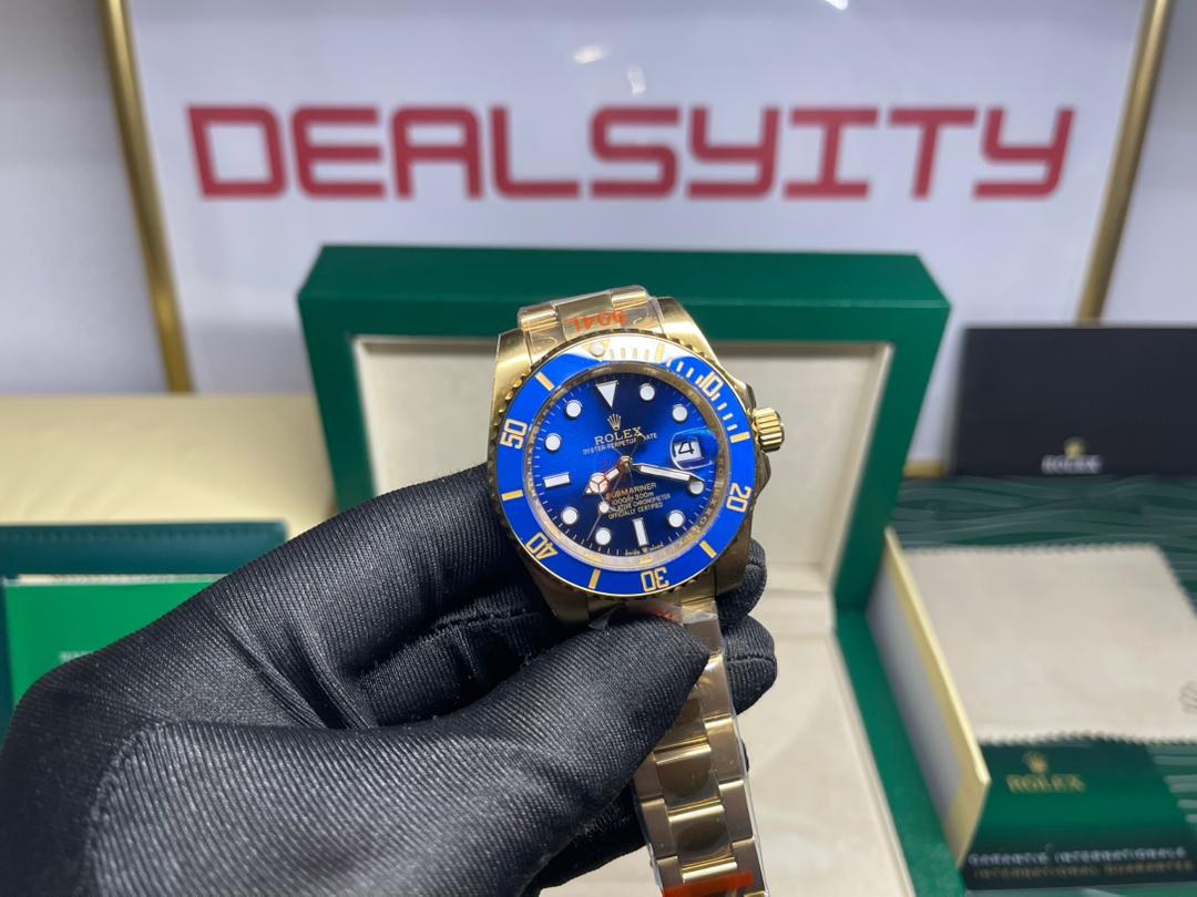Rolex Submariner 40mm Blue Dial 116618LB