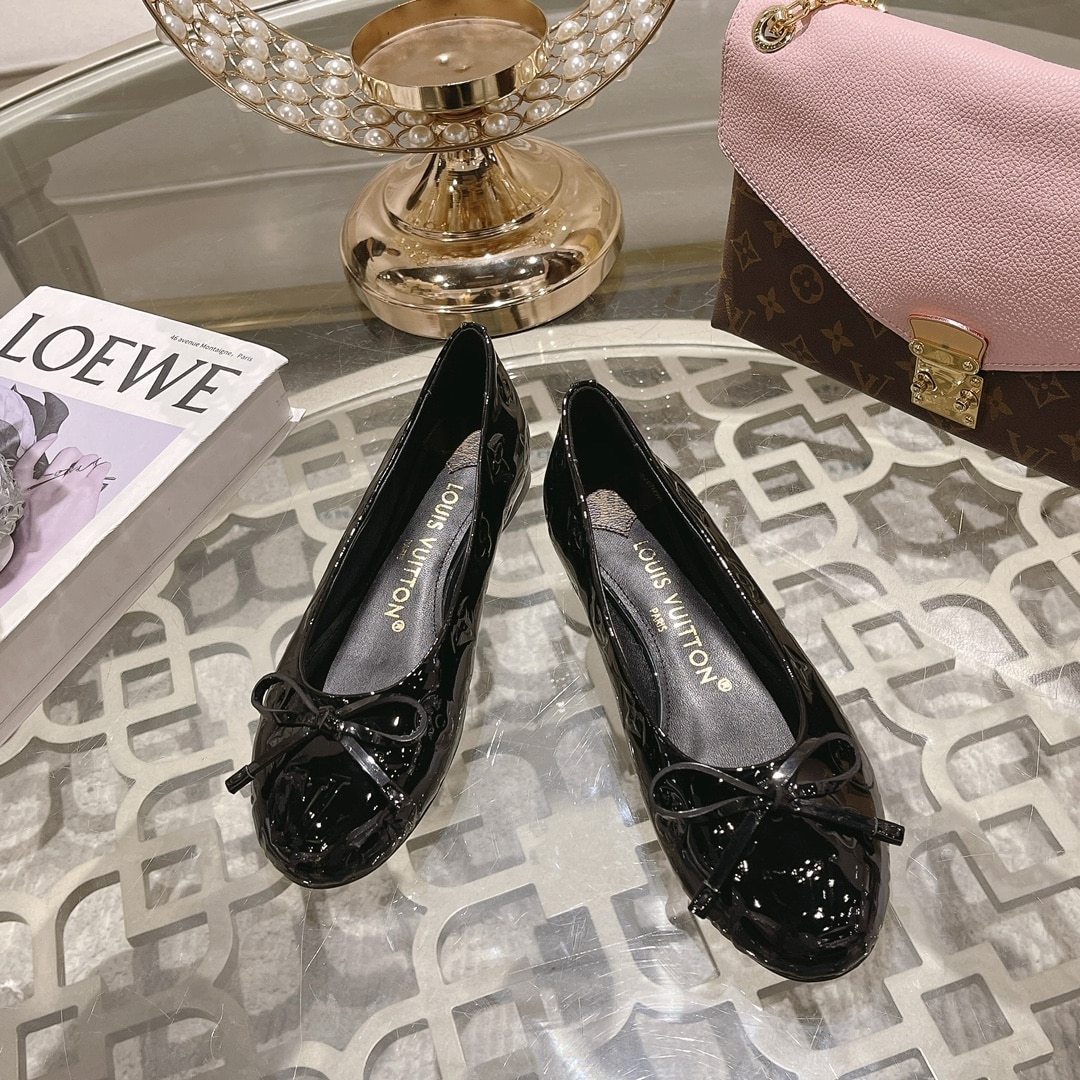 Louis Vuitton Nina Flat Ballerina Black