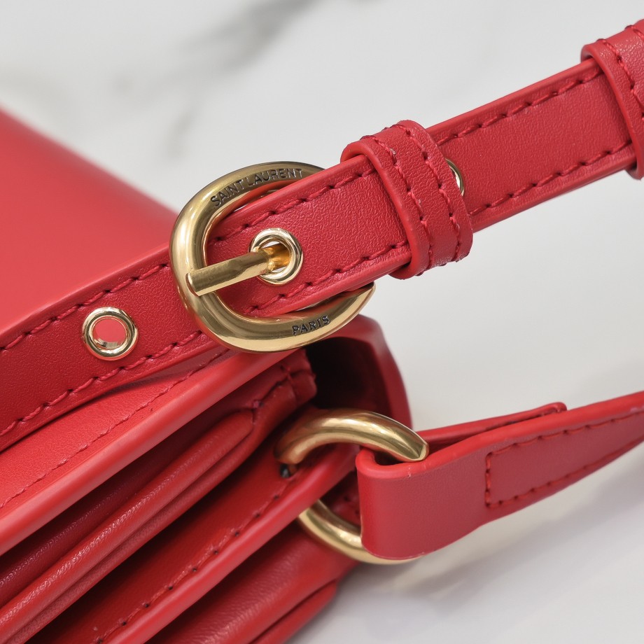 Saint Laurent Le Maillon Satchel In Smooth Leather Red