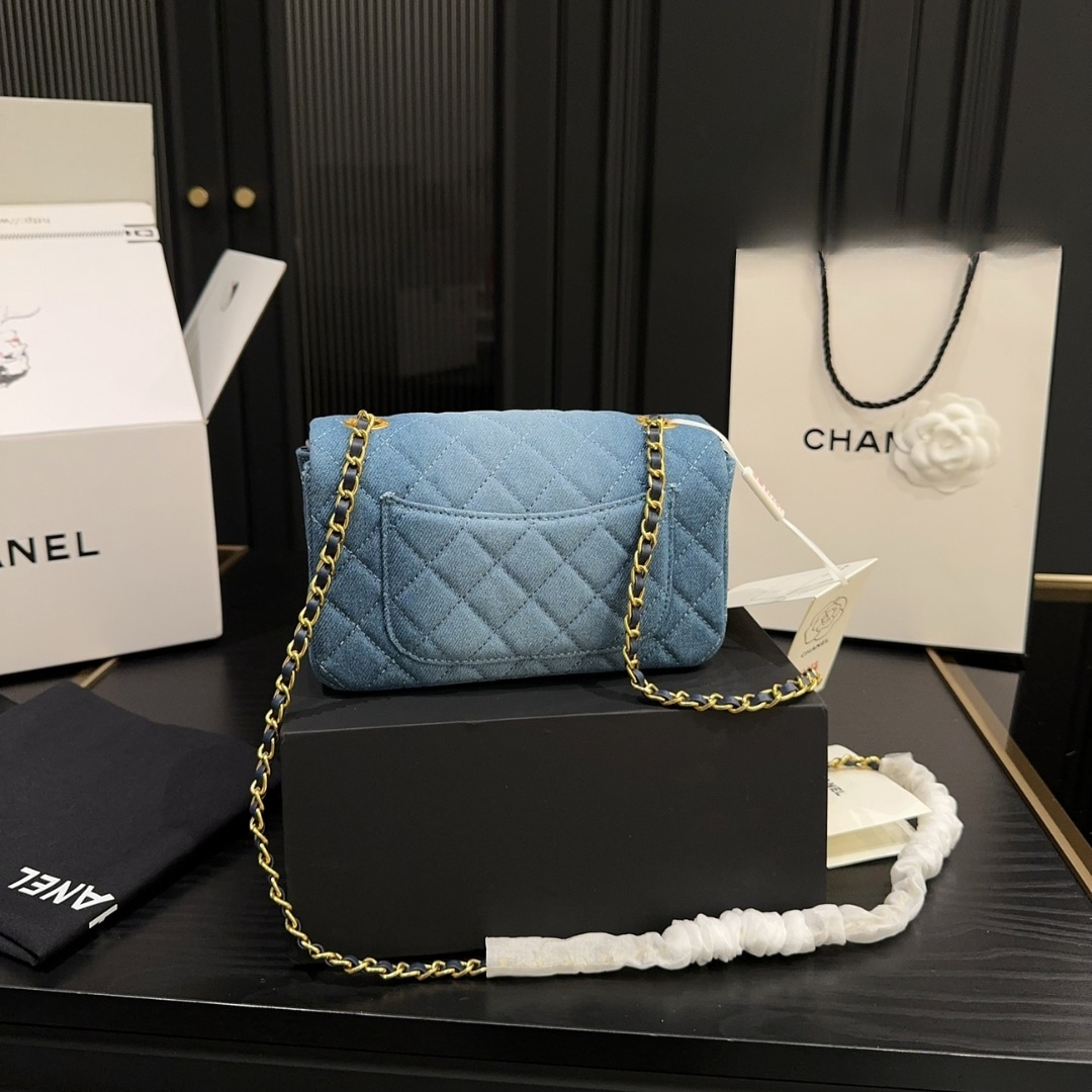 Chanel Classic Handbag Washed Denim And Gold Tone Metal Blue 19Cm A01112 B16747 Nx158