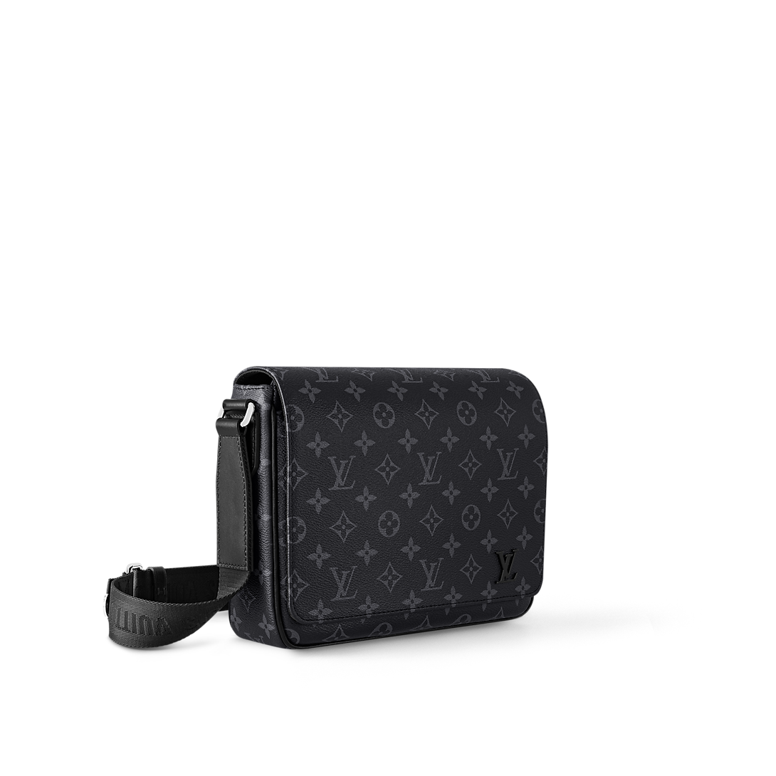 Louis Vuitton District Pm Bag Monogram Black 26Cm M46255 For Men
