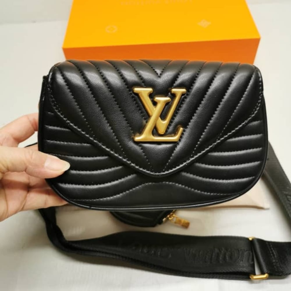 Louis Vuitton New Wave Multi Pochette Black 19Cm M56461
