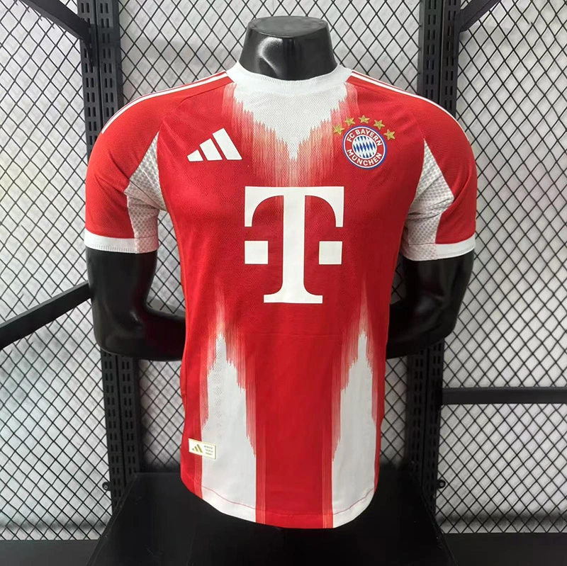 Player 2025-26 Bayern Munchen Home Football jersey