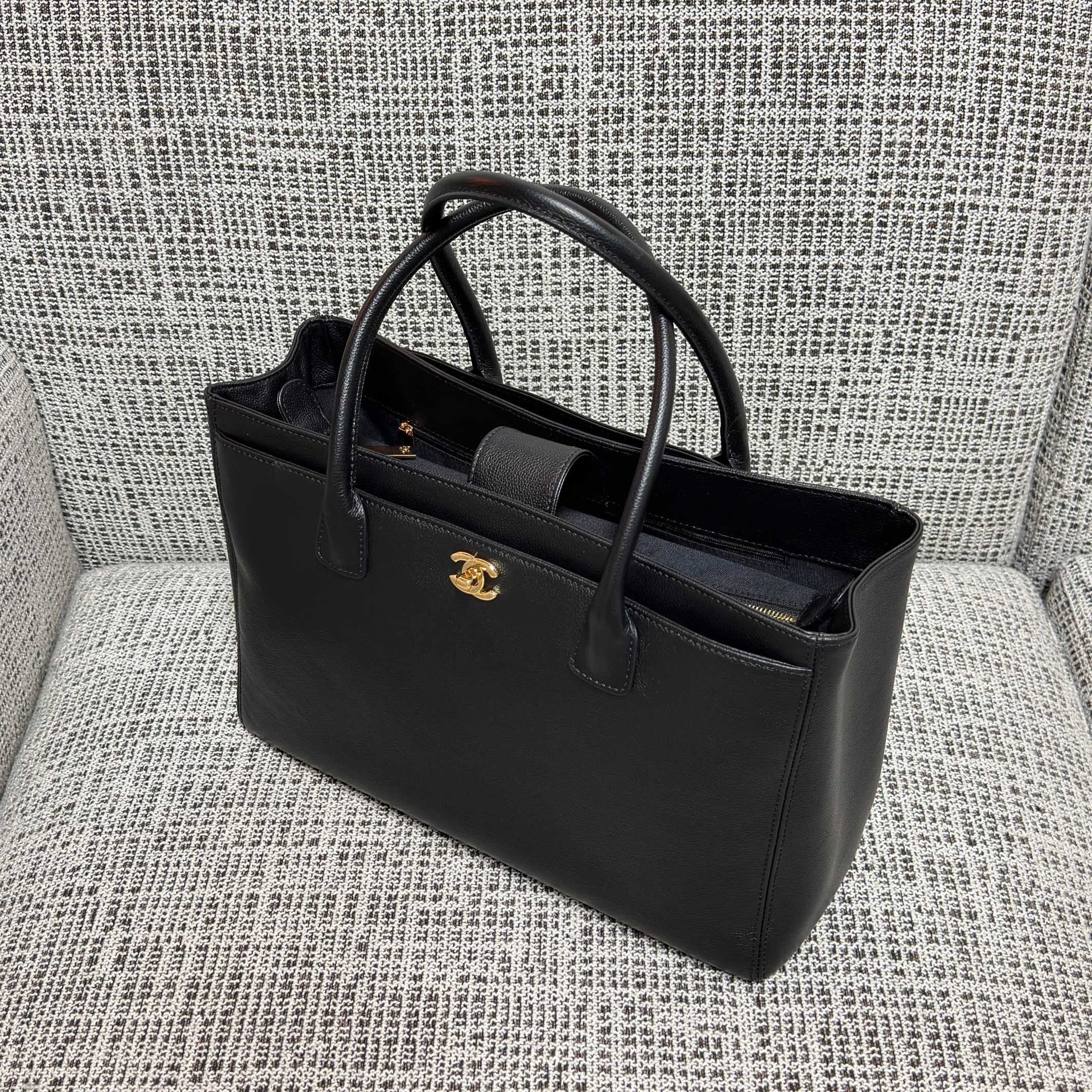 Vintage Structured Tote Bag（Black Gold Handbag Tote）