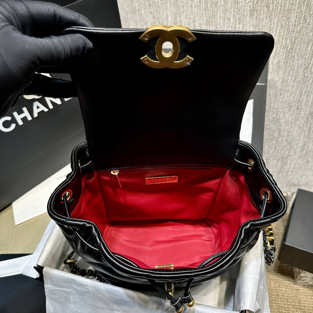 Chanel 19 Backpack Black Quilted Lambskin 26cm