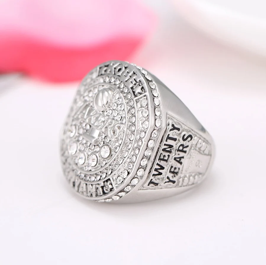 Lakers Kobe Championship Ring