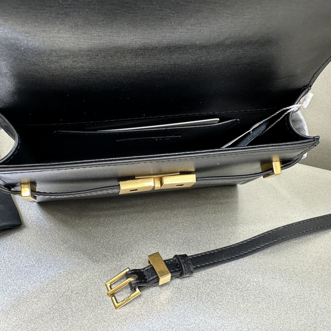 Saint Laurent Manhattan Small Shoulder Bag In Box Saint Laurent Leather Black 19Cm