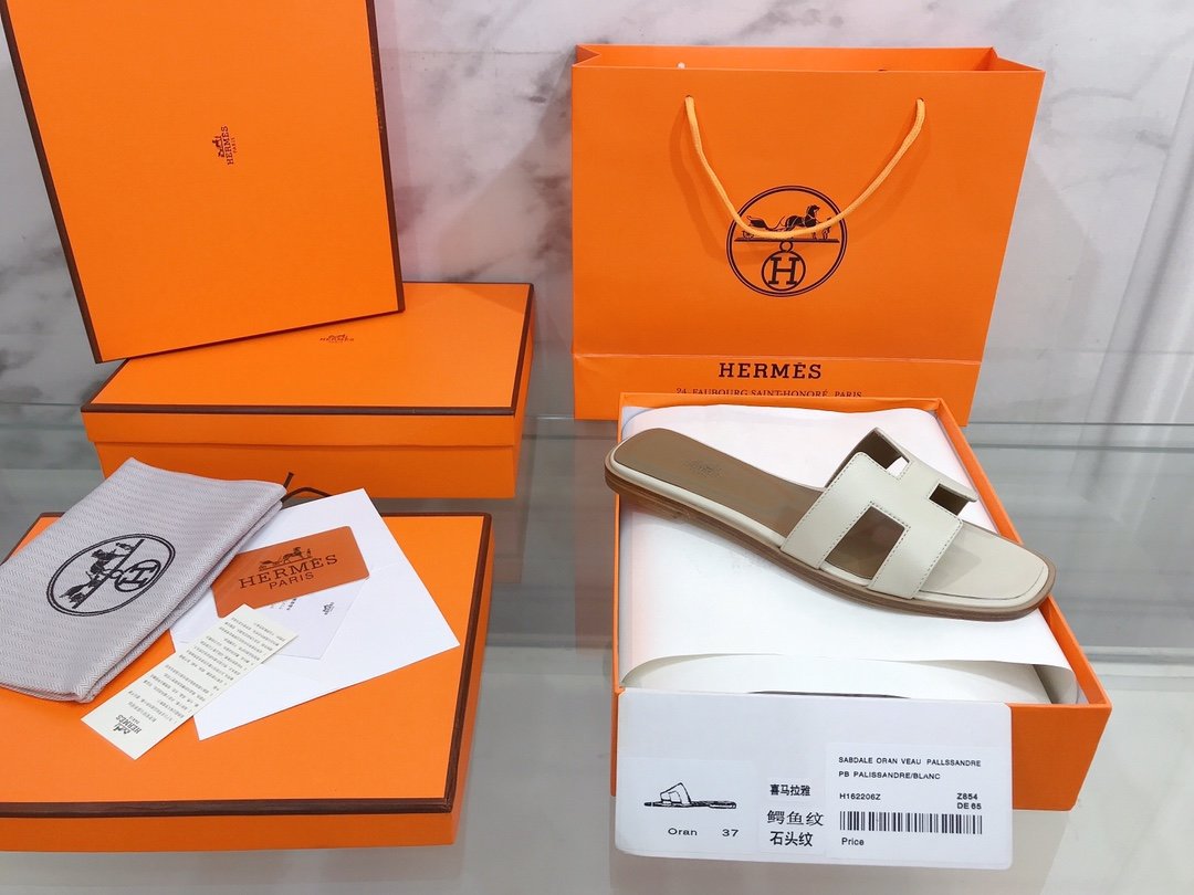 HERMES SANDAL IVORY ORAN
