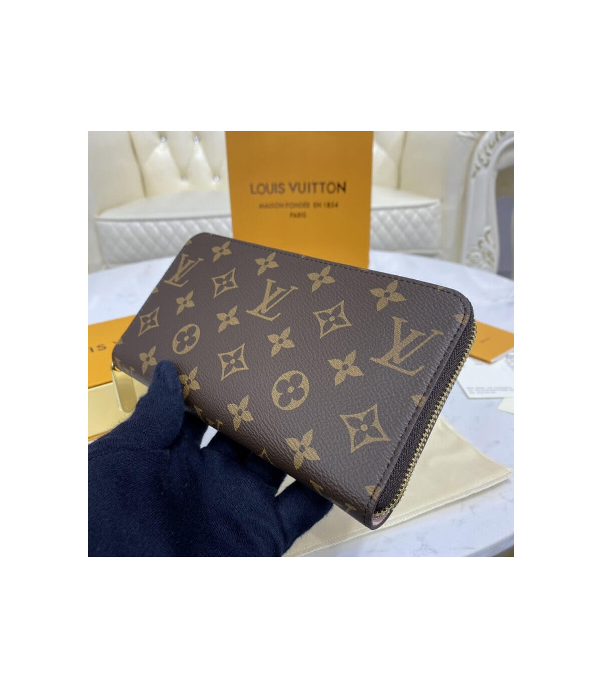 Louis Vuitton Monogram Zippy Wallet Pink