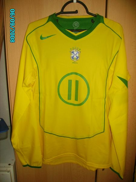 Brazil Home football shirt 2004 - 2006