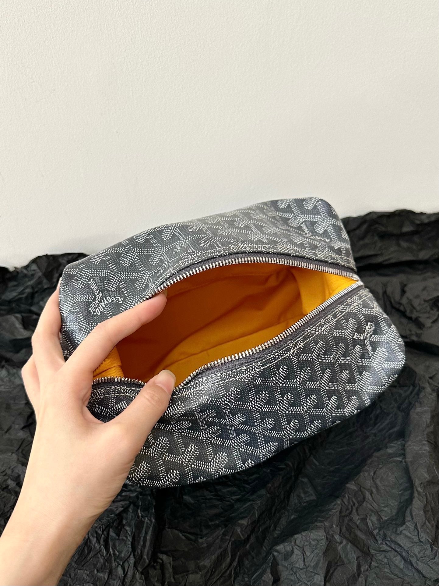 Goyard Goya Cosmetic Bag 24Cm Grey Canvas