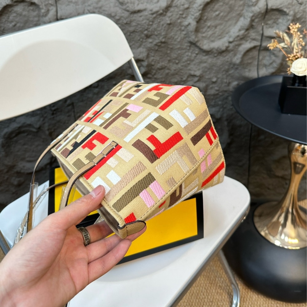 Fendi Small Roll Multicolour 23Cm