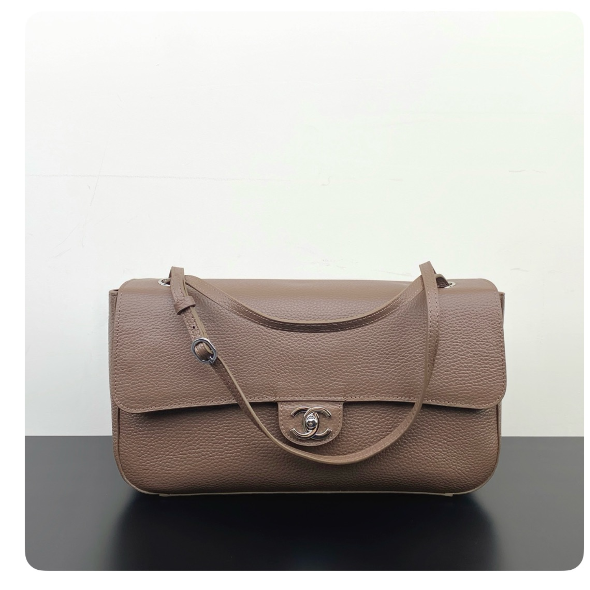Chanel Maxi Flap Bag Light Brown 12.6cm/5in