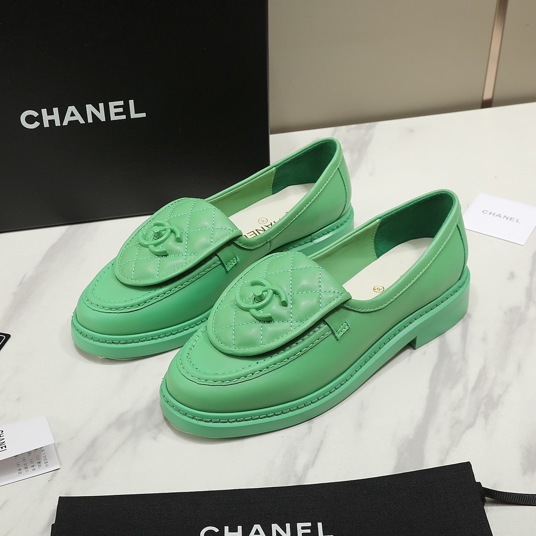 Chanel Cc Nib Turnlock Moccasins Flat Loafers Green