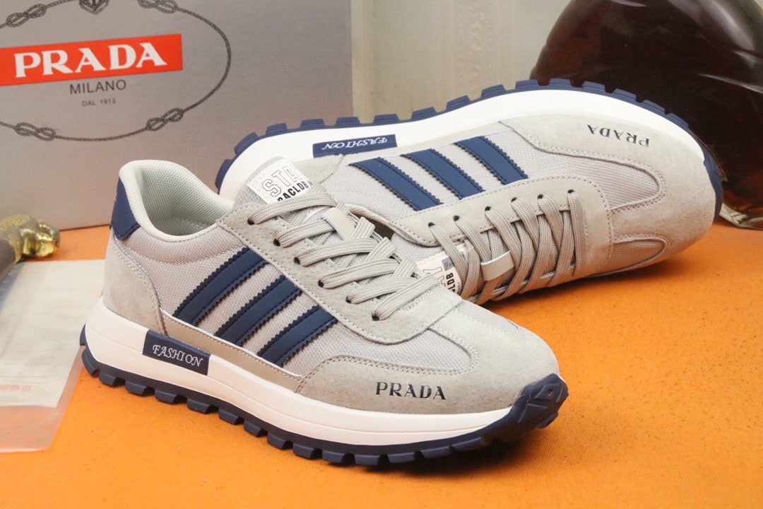 Prada Men?S Sneakers Suede With Stripe Blue