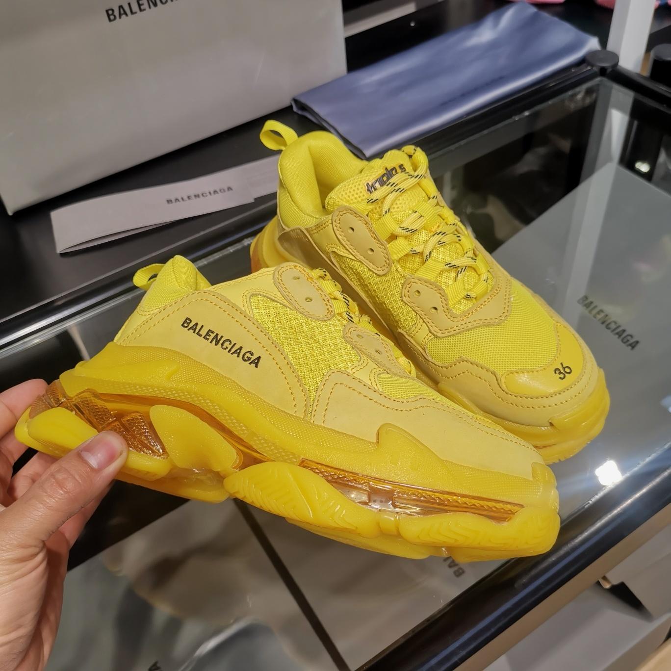 BALENCIAGA TRIPLE S