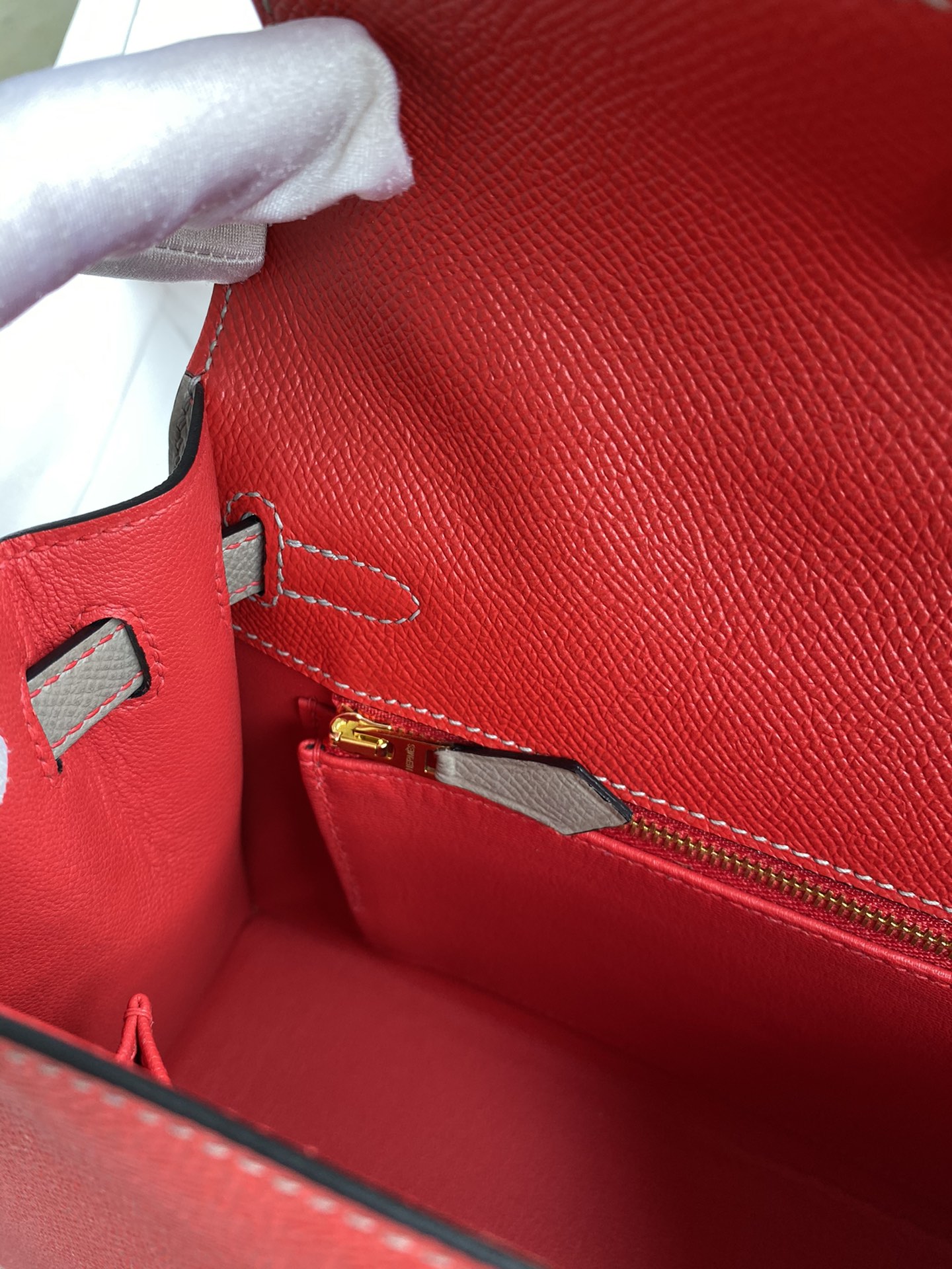 Hermes Kelly 25 Bag In Bright Red Epsom Leather For Women 25cm/10in