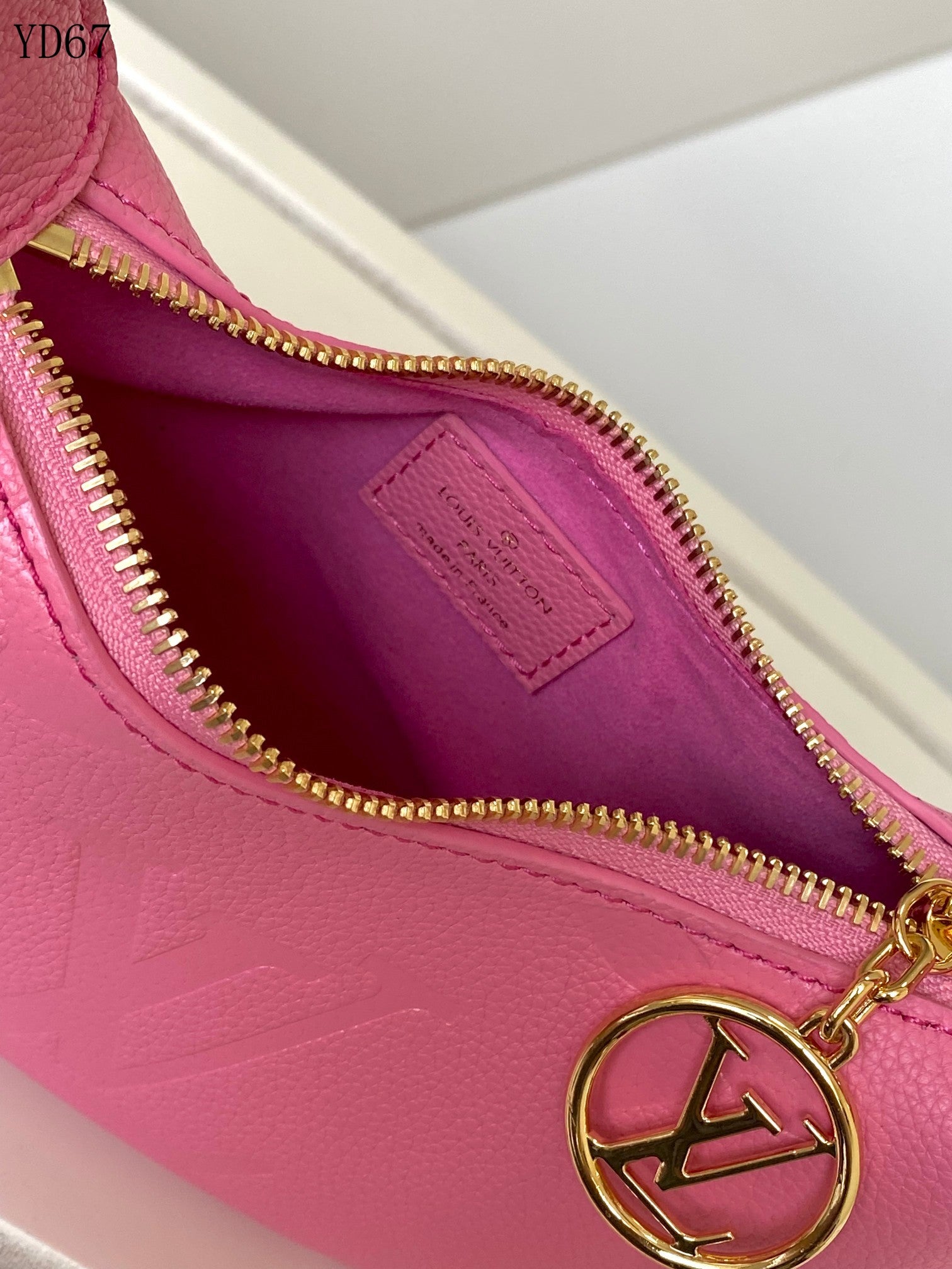 Louis Vuitton Monogram Empreinte Pink Shoulder Bag 20Cm M82391