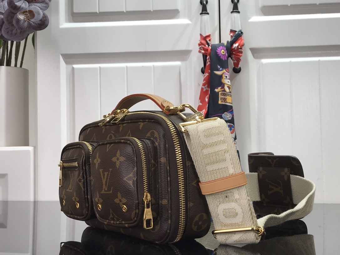 Louis Vuitton Utility Crossbody Bag Monogram Canvas Brown 18cm M80446