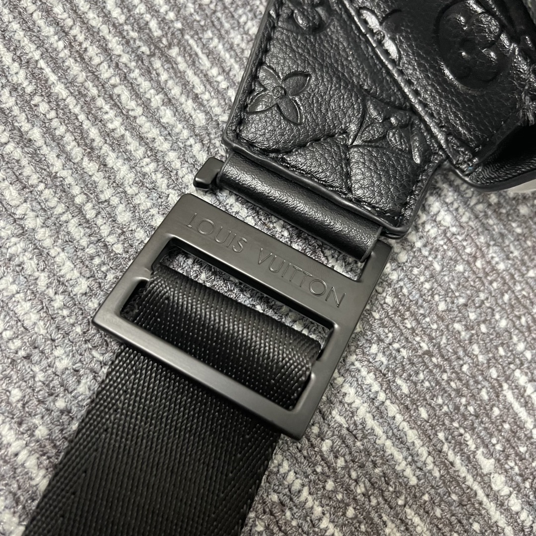 Louis Vuitton S Lock Sling Monogram Black Bag 21Cm M58487