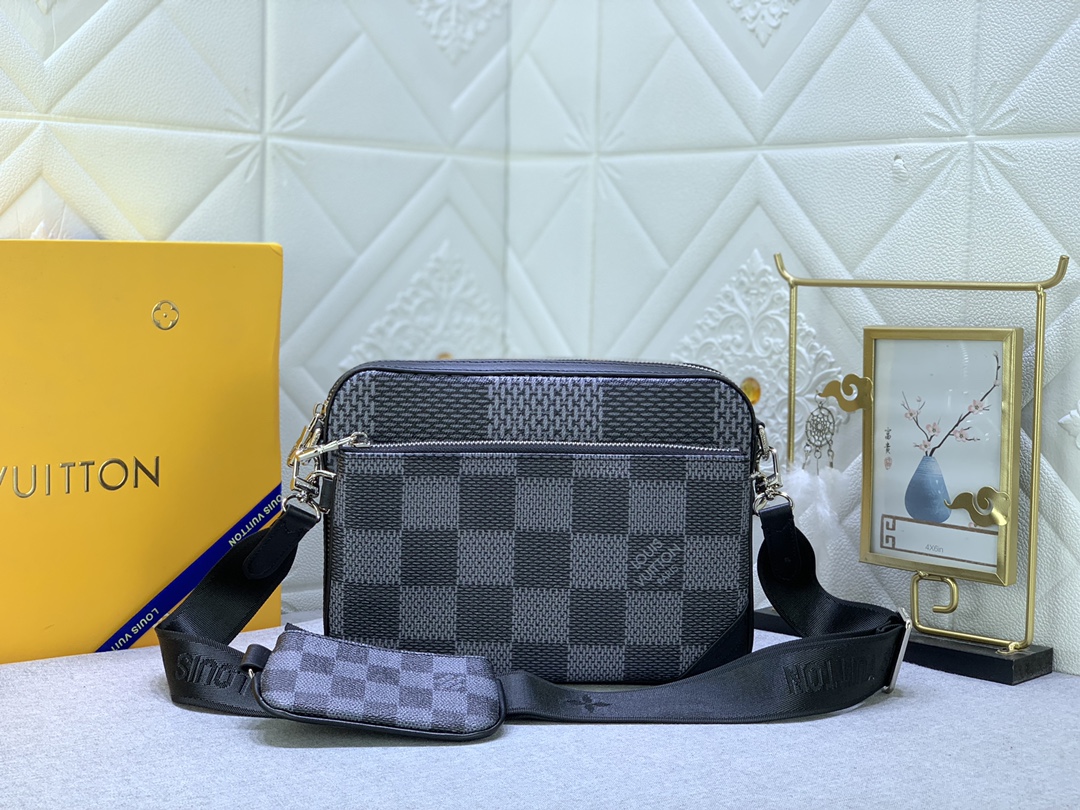 Louis Vuitton Trio Messenger Bag Damier Canvas Black 25Cm N50017