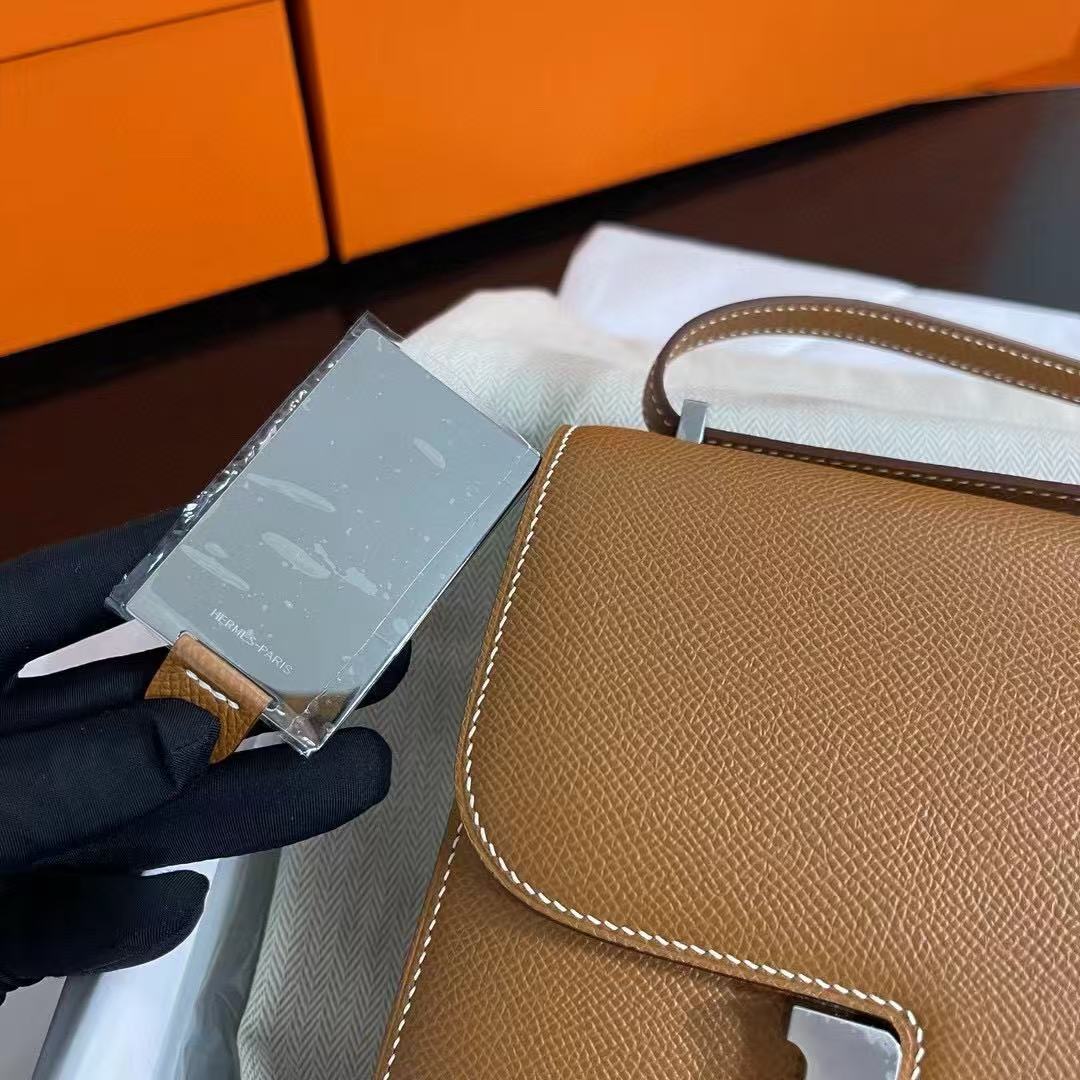 Constance Mini 19-24 Custom-made