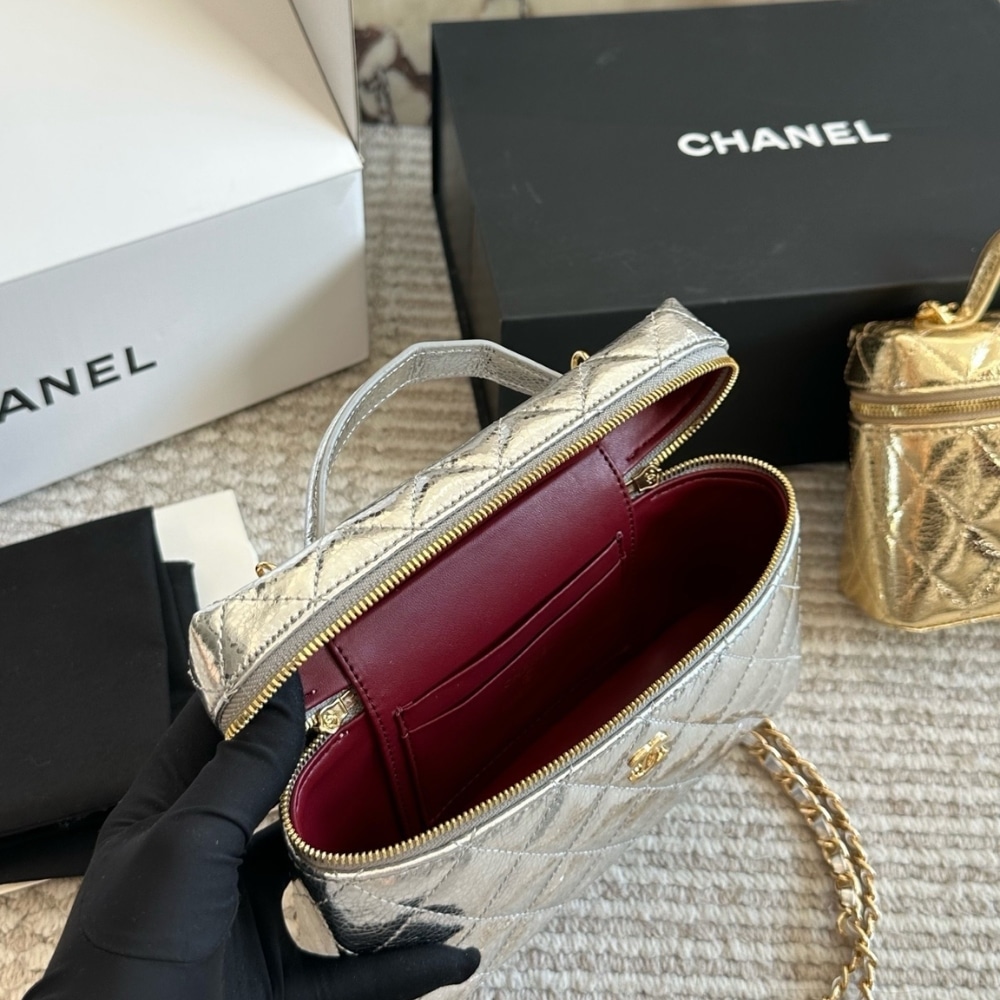 Chanel Vanity Case With Chain Metallic Silver 20Cm