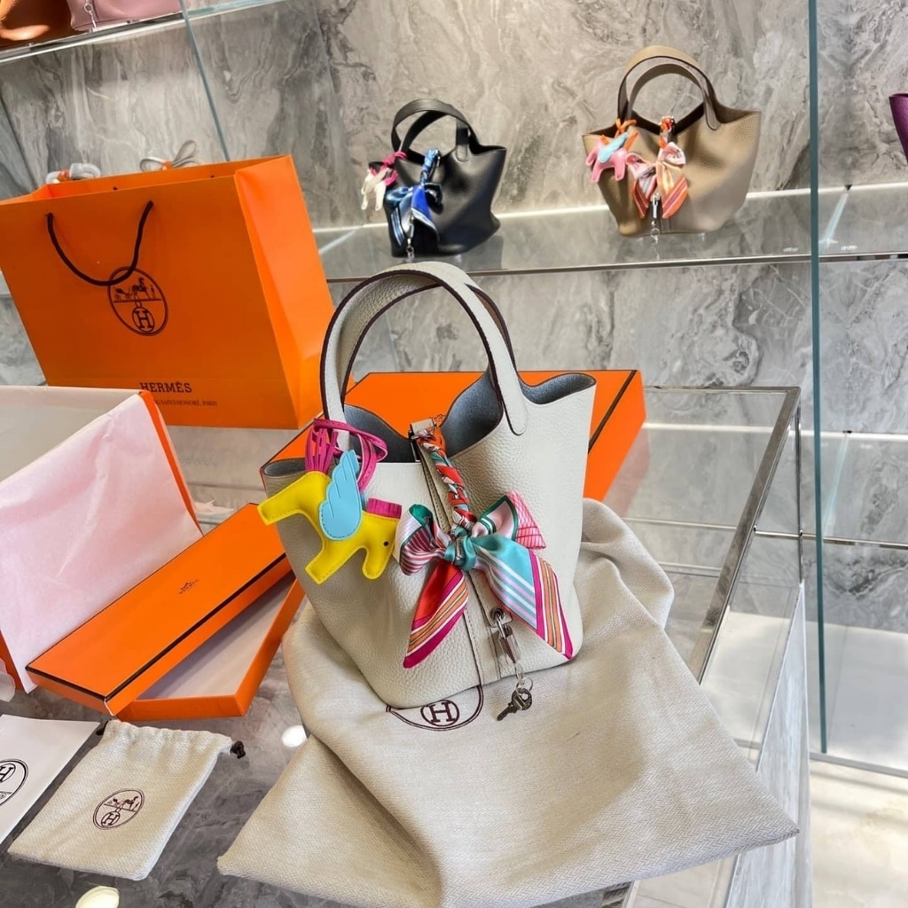 Hermes Picotin 18 Beton Clemence Silver Hardware White 18Cm