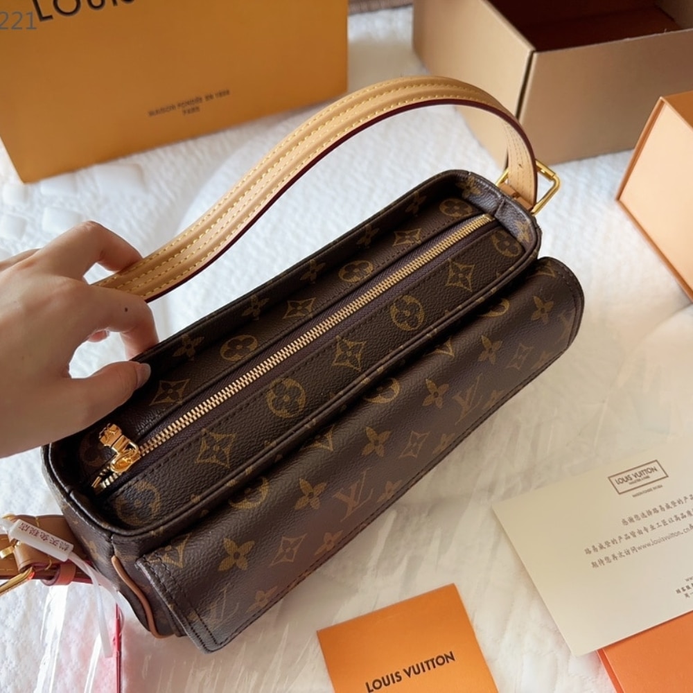 Louis Vuitton Vivacité Monogram Canvas Brown 25Cm M46999