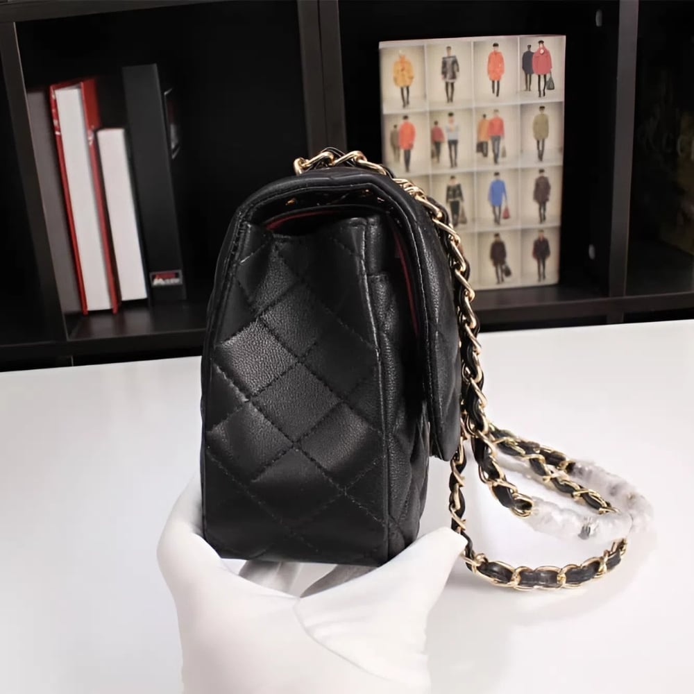 Chanel Classic Flap Black Gold Hardware 25Cm