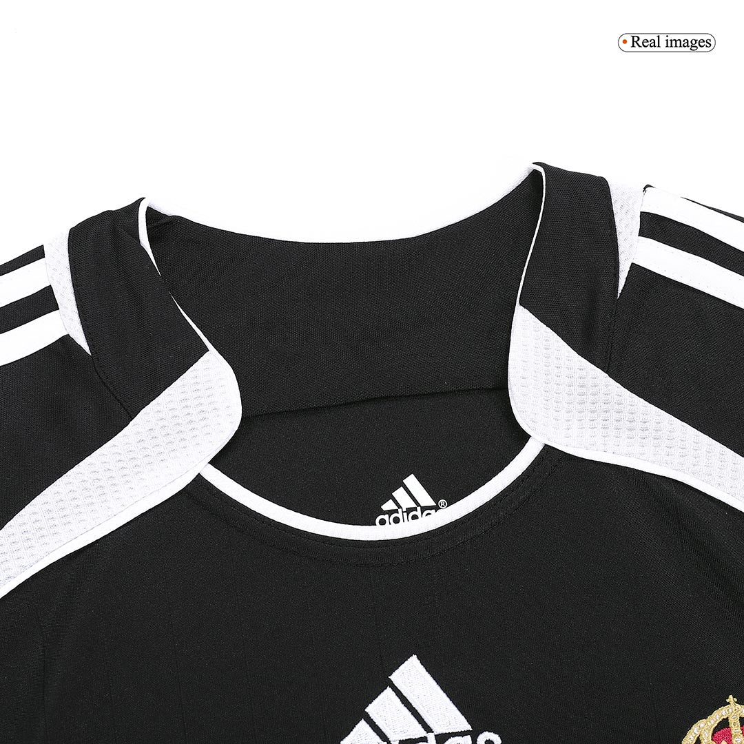 Real Madrid 2006/07 Away Retro Football Jersey