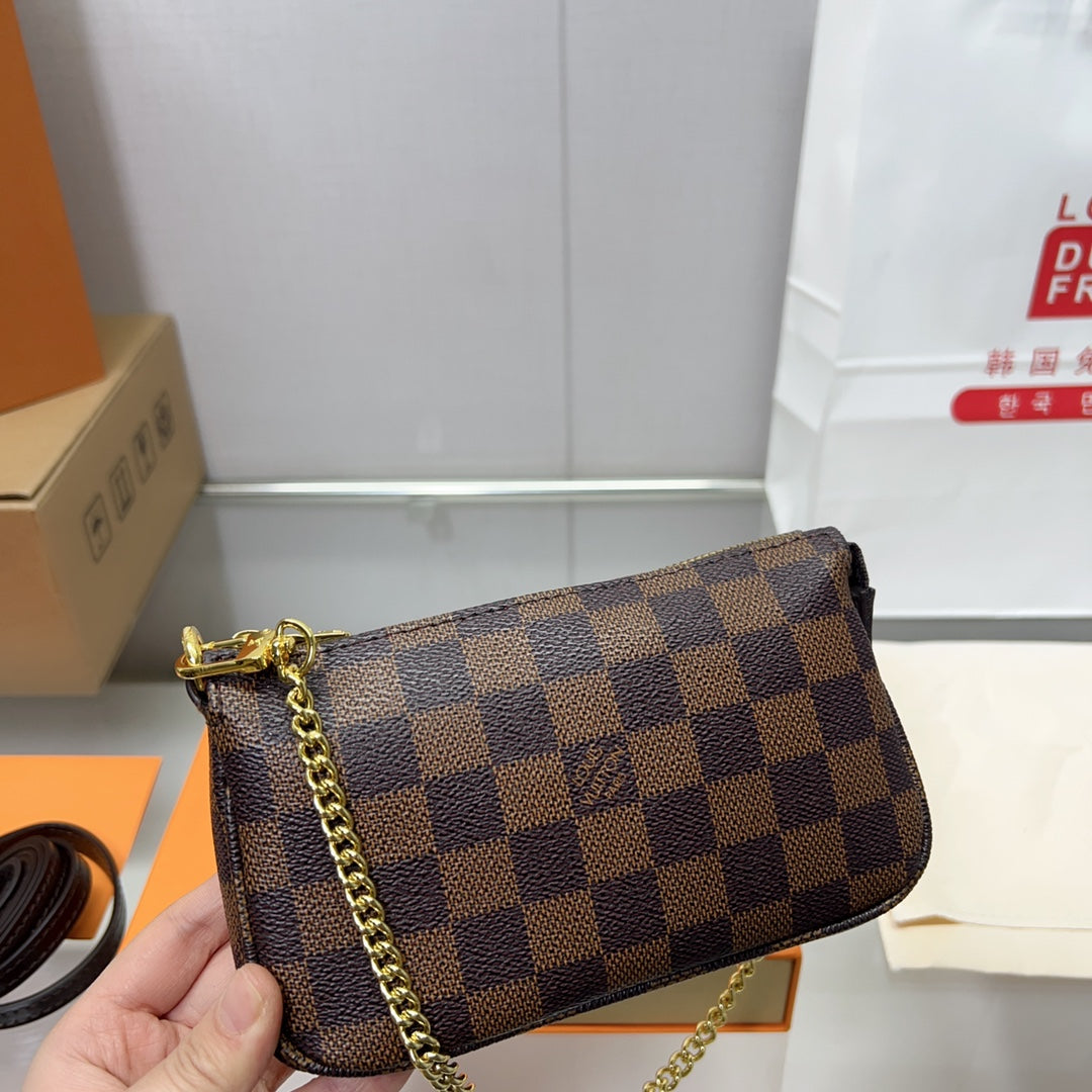 Louis Vuitton Pochette Accessoires Damier Ebene 17Cm With Chain N58009
