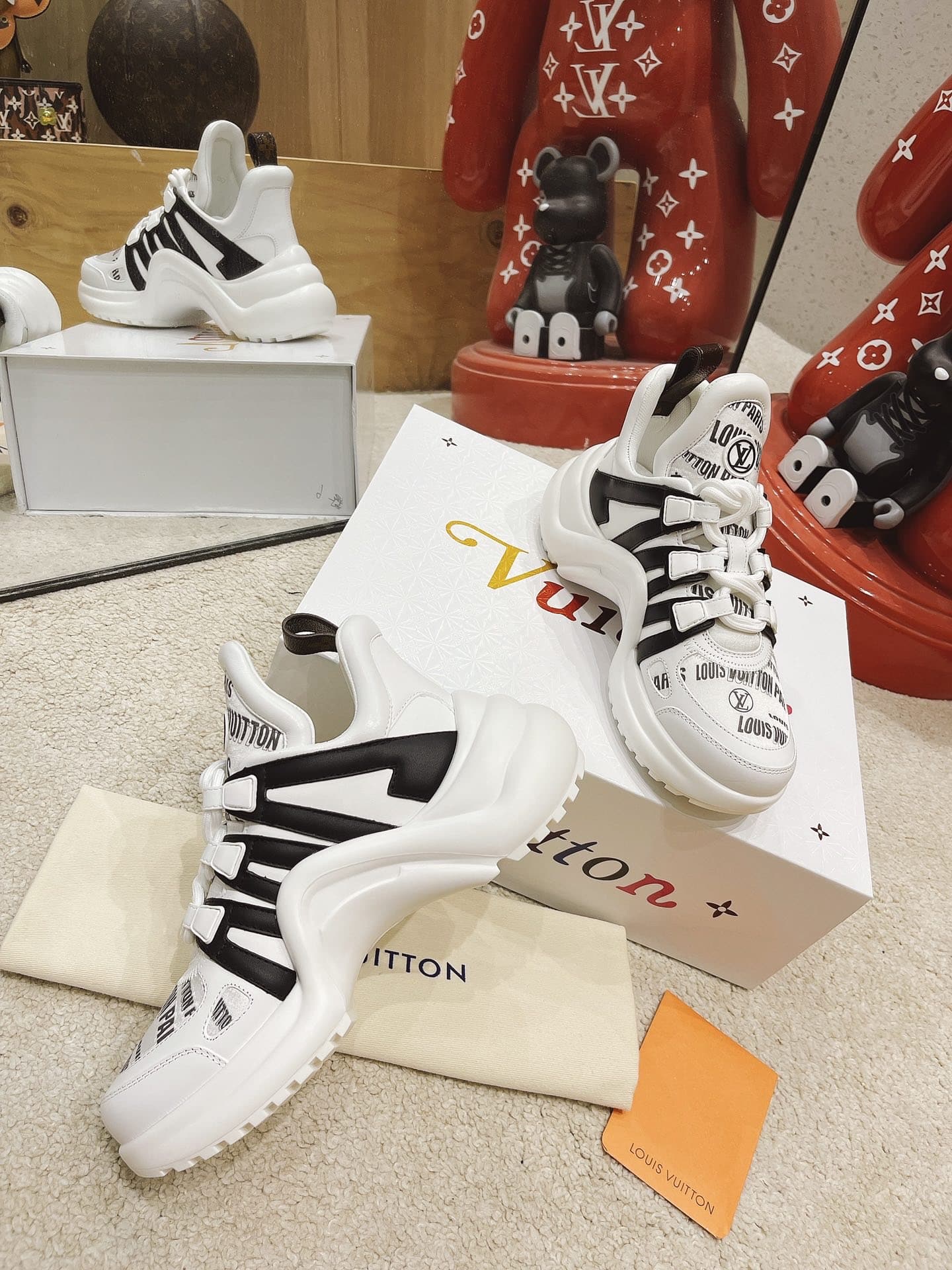 Louis Vuitton Tenis Archlight Sneakers 1A9D3Y