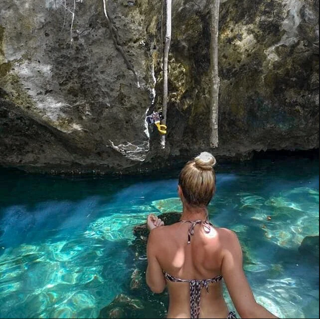Supreme Flexible Selfie Stick