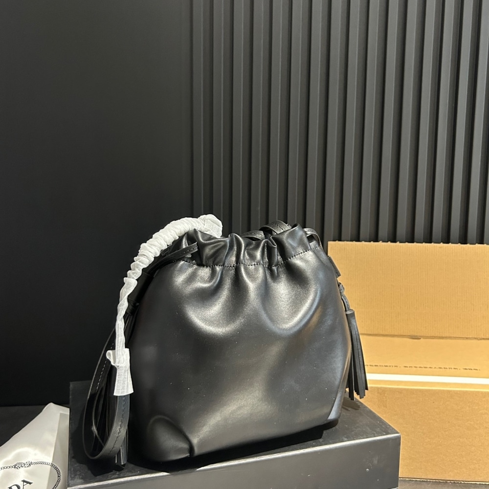 Prada Nappa Leather Shoulder Bag Black 23Cm
