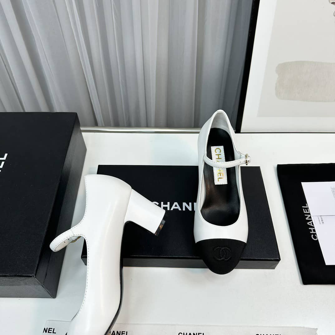Chanel Mary Janes White G45118
