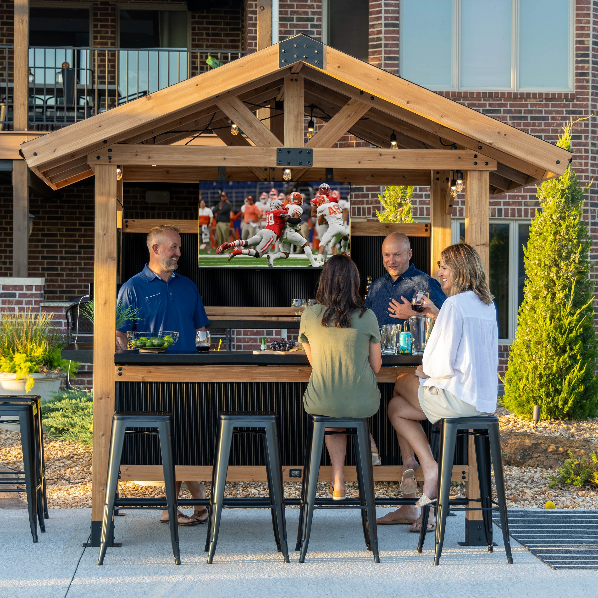 Palisade Outdoor Bar