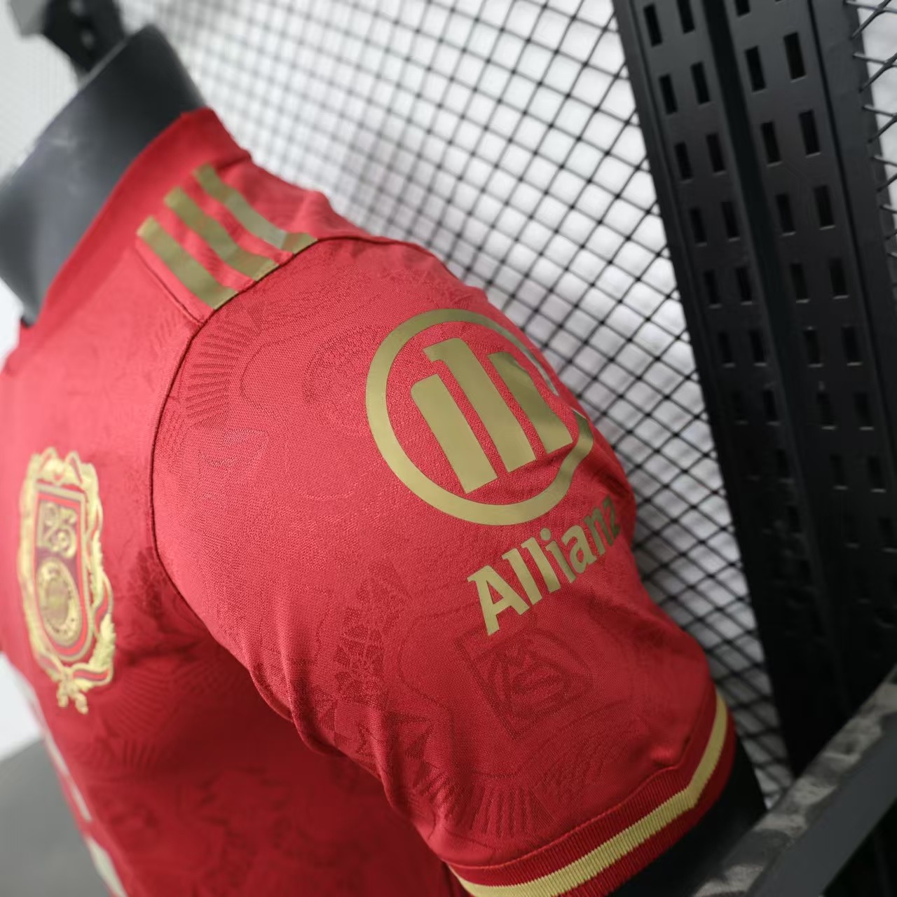 2025/2026 Player Version Bayern Munich 125th Anniversary Red Edition Football Shirt 1:1 Thai Quality