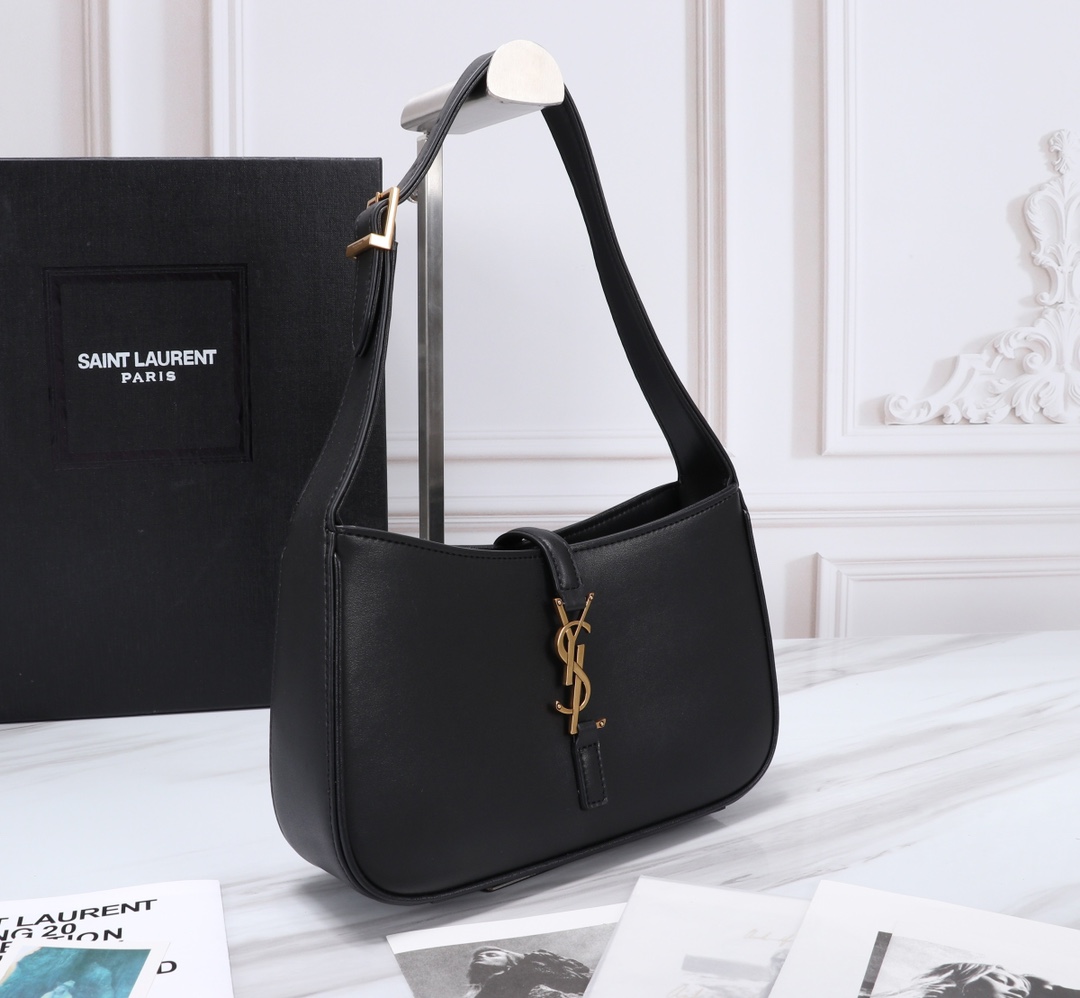 Saint Laurent Le 5 A 7 Hobo Bag In Smooth Leather Black Gold 23Cm