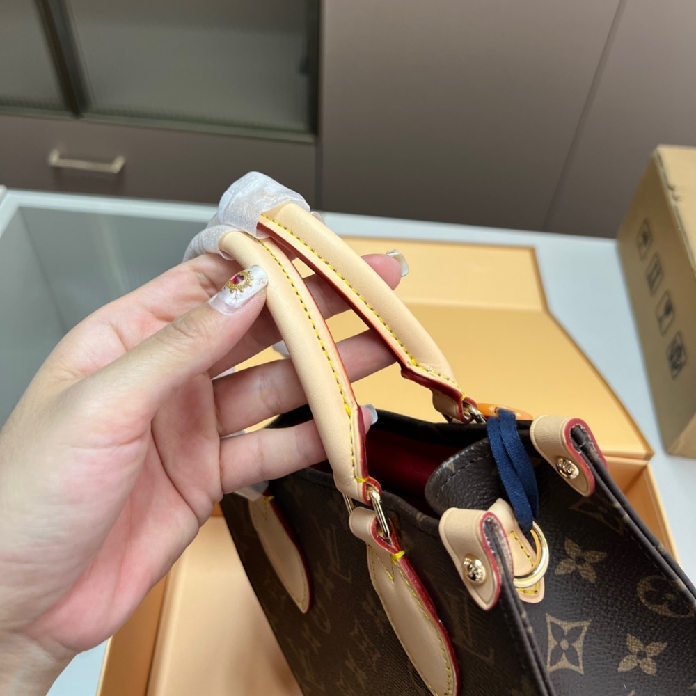 Louis Vuitton Sac Plat BB Monogram Brown 22Cm M46265