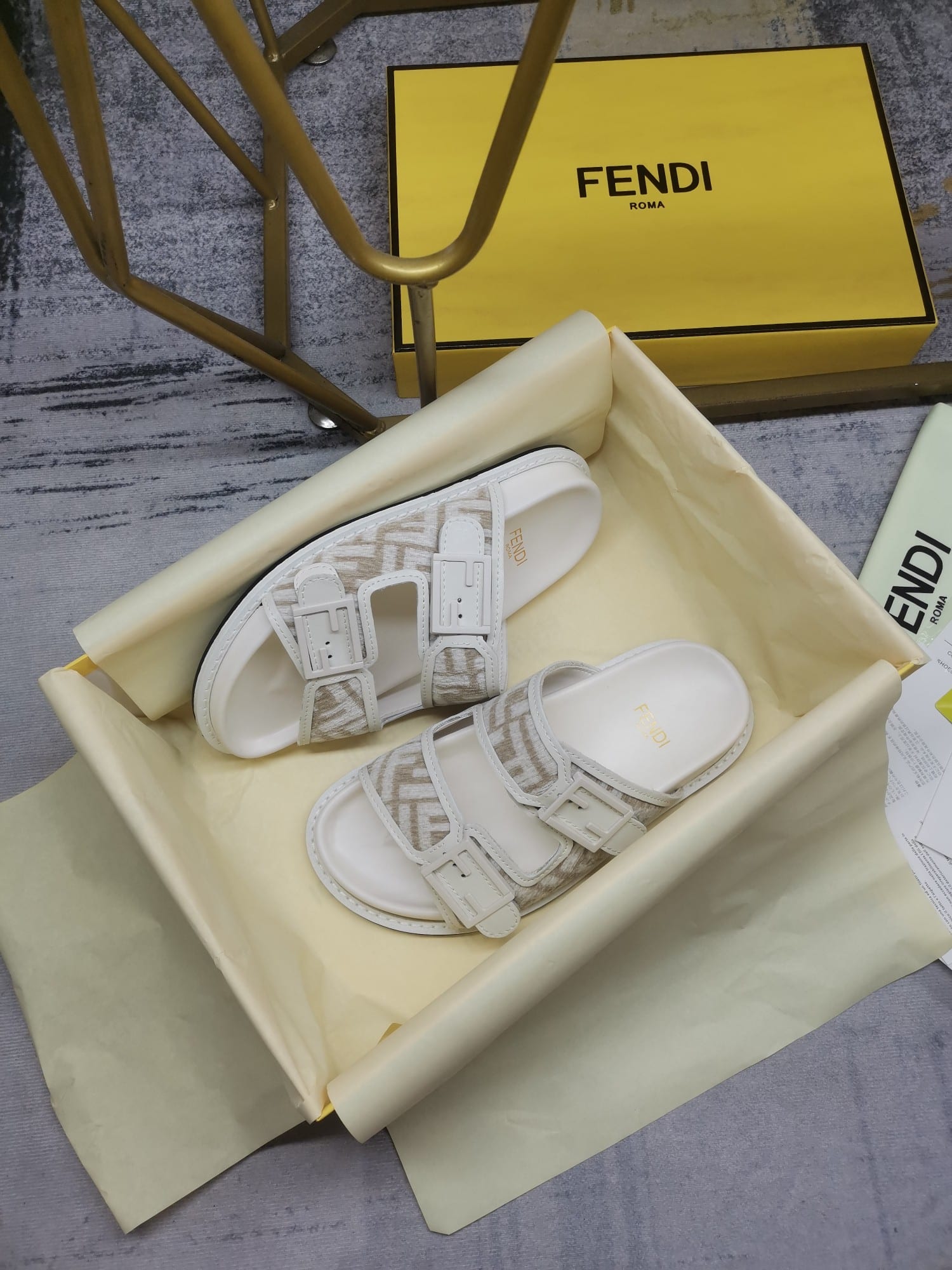 Fendi Feel Dove Grey Ff Chenille Slides White